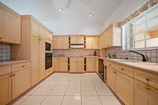 19340 SW 190th St, Miami, FL 33187 - Photo 20