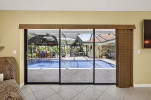 9 Kintyre Rd, Palm Beach Gardens, FL 33418 - Photo 38