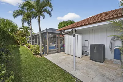 9 Kintyre Road, Palm Beach Gardens, FL 33418 - Photo 64