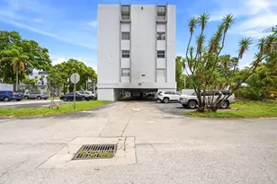 7541 NW 16th St, Plantation, FL 33313 - Photo 2