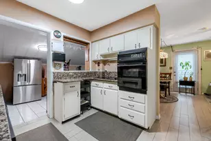 7111 Washington Ave, Lake Worth, FL 33462 - Photo 8