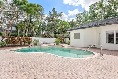 6015 Pinewood Avenue, Parkland, FL 33067 - Photo 8