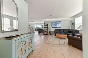 2731 Misty Oaks Cir, Royal Palm Beach, FL 33411 - Photo 18