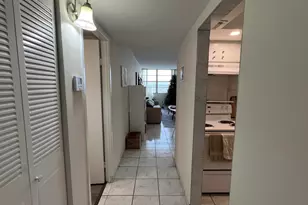 1301 NE Miami Gardens Dr, Miami, FL 33179 - Photo 6
