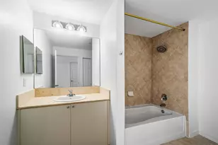 233 S Federal Hwy, Boca Raton, FL 33432 - Photo 16