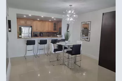 19370 Collins Avenue #809, Sunny Isles Beach, FL 33160 - Photo 4