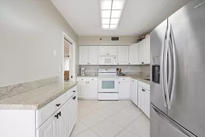 7564 Regency Lake Drive #502, Boca Raton, FL 33433 - Photo 12