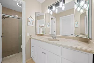 21521 E Hollandaire Dr Dr E, Boca Raton, FL 33433 - Photo 18