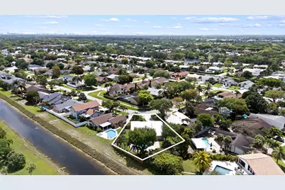 21521 E Hollandaire Dr Drive E, Boca Raton, FL 33433 - Photo 38