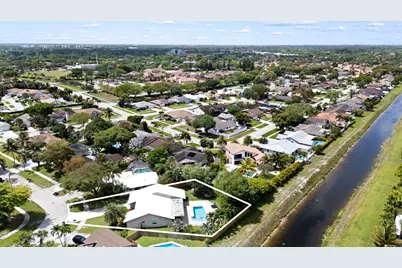 21521 E Hollandaire Dr Drive E, Boca Raton, FL 33433 - Photo 40