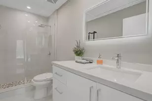 1329 Periwinkle Pl, Wellington, FL 33414 - Photo 12