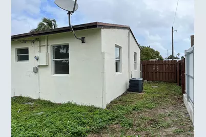 1327 SW 22nd Avenue, Fort Lauderdale, FL 33312 - Photo 26
