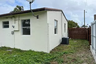1327 SW 22nd Ave, Fort Lauderdale, FL 33312 - Photo 26