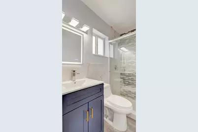 1760 NW 18th Street NW, Fort Lauderdale, FL 33311 - Photo 44