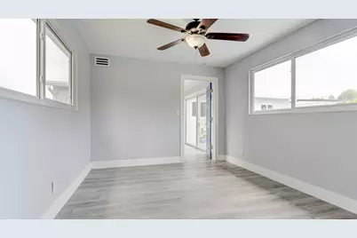 1760 NW 18th Street NW, Fort Lauderdale, FL 33311 - Photo 40