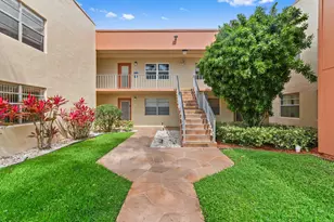 211 E Piedmont, Delray Beach, FL 33484 - Photo 2