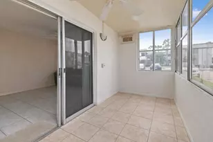 211 Piedmont E, Delray Beach, FL 33484 - Photo 12