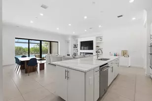 432 SE Filoli Dr, Port Saint Lucie, FL 34984 - Photo 8