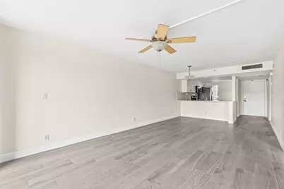 17 Royal Palm Way #103, Boca Raton, FL 33432 - Photo 12