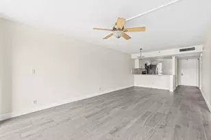 17 Royal Palm Way, Boca Raton, FL 33432 - Photo 12