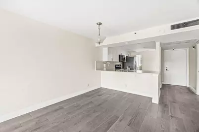 17 Royal Palm Way #103, Boca Raton, FL 33432 - Photo 10