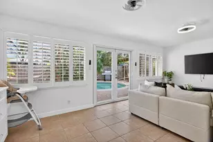 2101 NE 25th St, Wilton Manors, FL 33305 - Photo 22