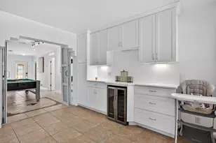 2101 NE 25th St, Wilton Manors, FL 33305 - Photo 22