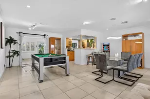 2101 NE 25th St, Wilton Manors, FL 33305 - Photo 12