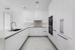 220 Lake Shore Dr, Lake Park, FL 33403 - Photo 4