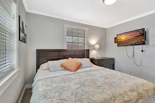 227 NE 12th St, Delray Beach, FL 33444 - Photo 16