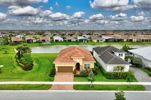 9318 SW Miracoli Wy, Port Saint Lucie, FL 34987 - Photo 4