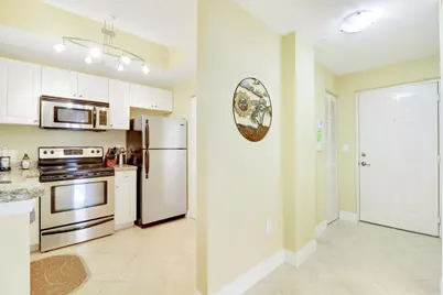 2802 Sarento Place #204, Palm Beach Gardens, FL 33410 - Photo 12