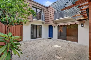 9111 SW 20th St, Davie, FL 33324 - Photo 4