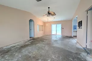 2481 SE Addison St, Port Saint Lucie, FL 34984 - Photo 4