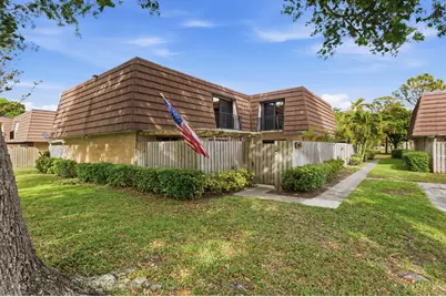 1807 18th Lane, Palm Beach Gardens, FL 33418 - Photo 8