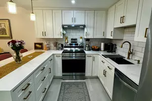 1807 18th Ln, Palm Beach Gardens, FL 33418 - Photo 2