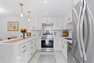 1807 18th Ln, Palm Beach Gardens, FL 33418 - Photo 2