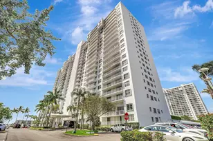 2851 NE 183rd St, Aventura, FL 33160 - Photo 24