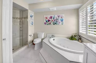 75 Venetian Dr, Delray Beach, FL 33483 - Photo 24