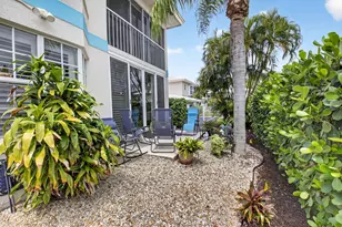 75 Venetian Dr, Delray Beach, FL 33483 - Photo 28
