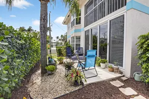 75 Venetian Dr, Delray Beach, FL 33483 - Photo 36