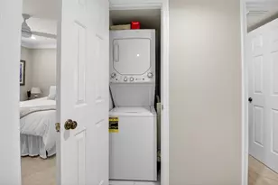 75 Venetian Dr, Delray Beach, FL 33483 - Photo 22