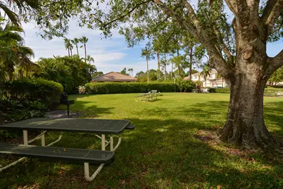 8311 Mulligan Circle, Port Saint Lucie, FL 34986 - Photo 38