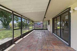 7670 NW 11th Ct, Pembroke Pines, FL 33024 - Photo 22