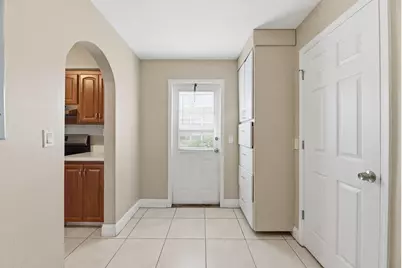 7670 NW 11th Court, Pembroke Pines, FL 33024 - Photo 12