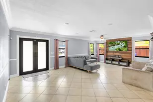 1408 SW 75th Ave, North Lauderdale, FL 33068 - Photo 10