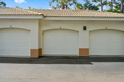 10203 Myrtlewood Circle W, Palm Beach Gardens, FL 33418 - Photo 4