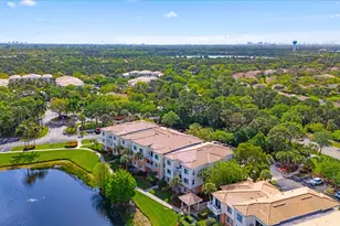 10203 Myrtlewood Cir W, Palm Beach Gardens, FL 33418 - Photo 32