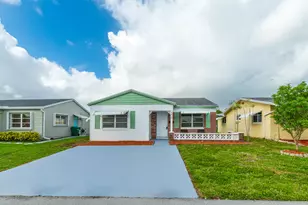 4810 NW 49th Dr, Tamarac, FL 33319 - Photo 10