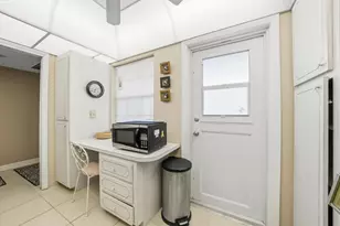 3100 N Palm Aire Dr, Pompano Beach, FL 33069 - Photo 4